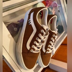 Brown vans